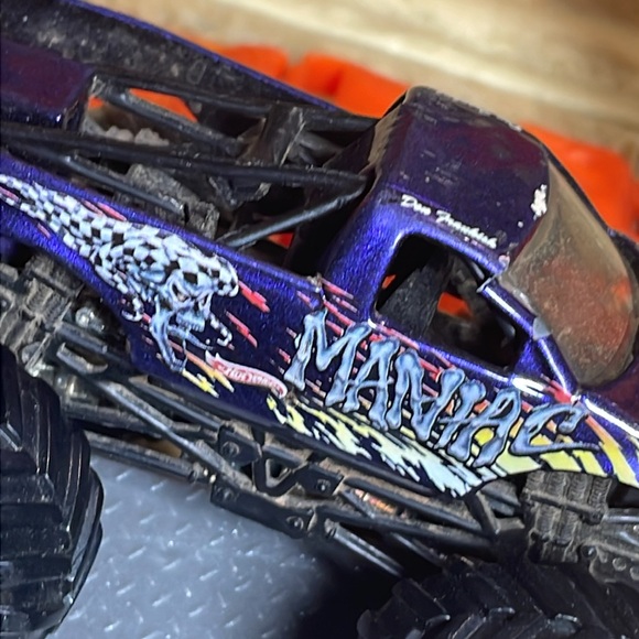 Mini Maniac - Picture 3 of 4